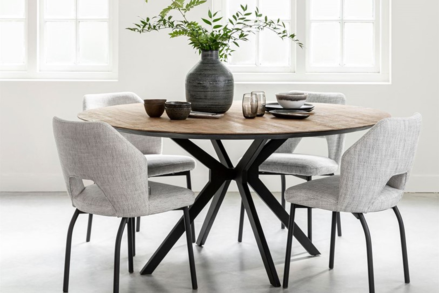 DTP Home Esstisch Metropole rund Ø 160 cm recyceltes Teakholz massiv