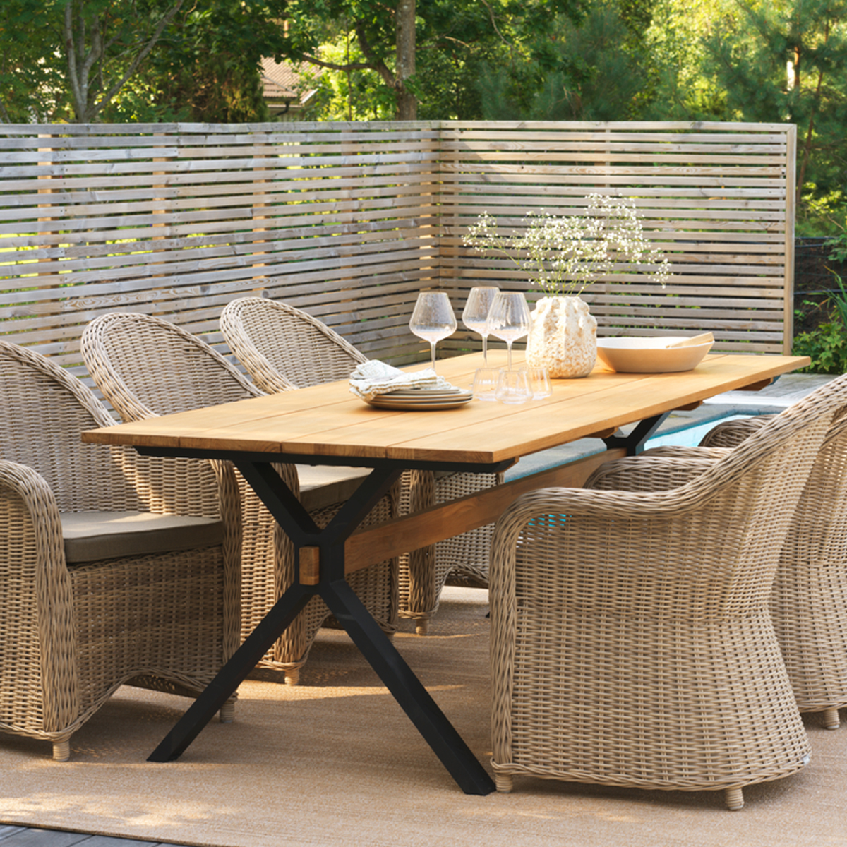 Gartentisch Mark 230 x 95 cm Aluminium Teakholz