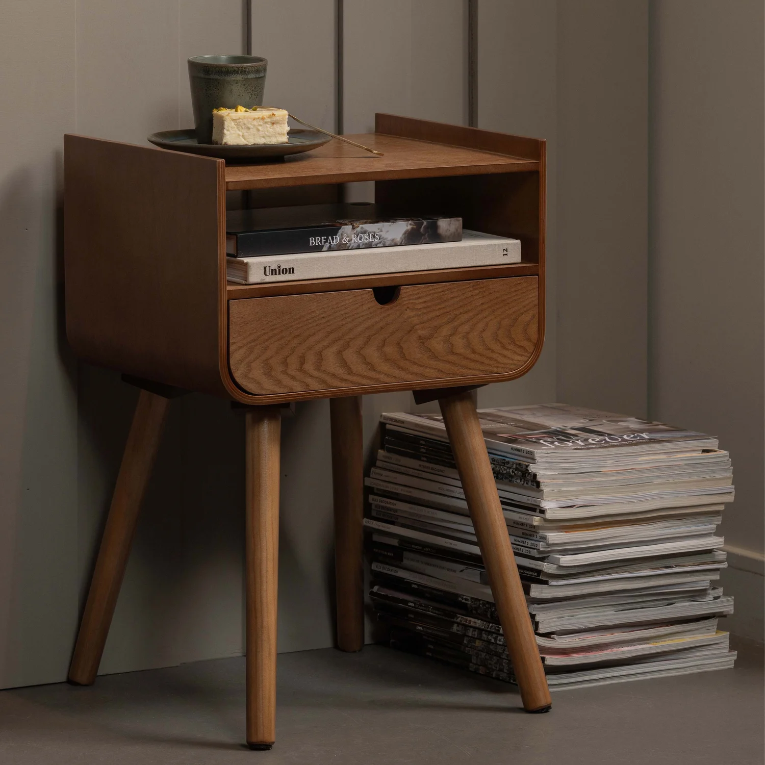 Nachtschränkchen NILS H 54 cm mit 1 Schublade MDF Holzdekor braun