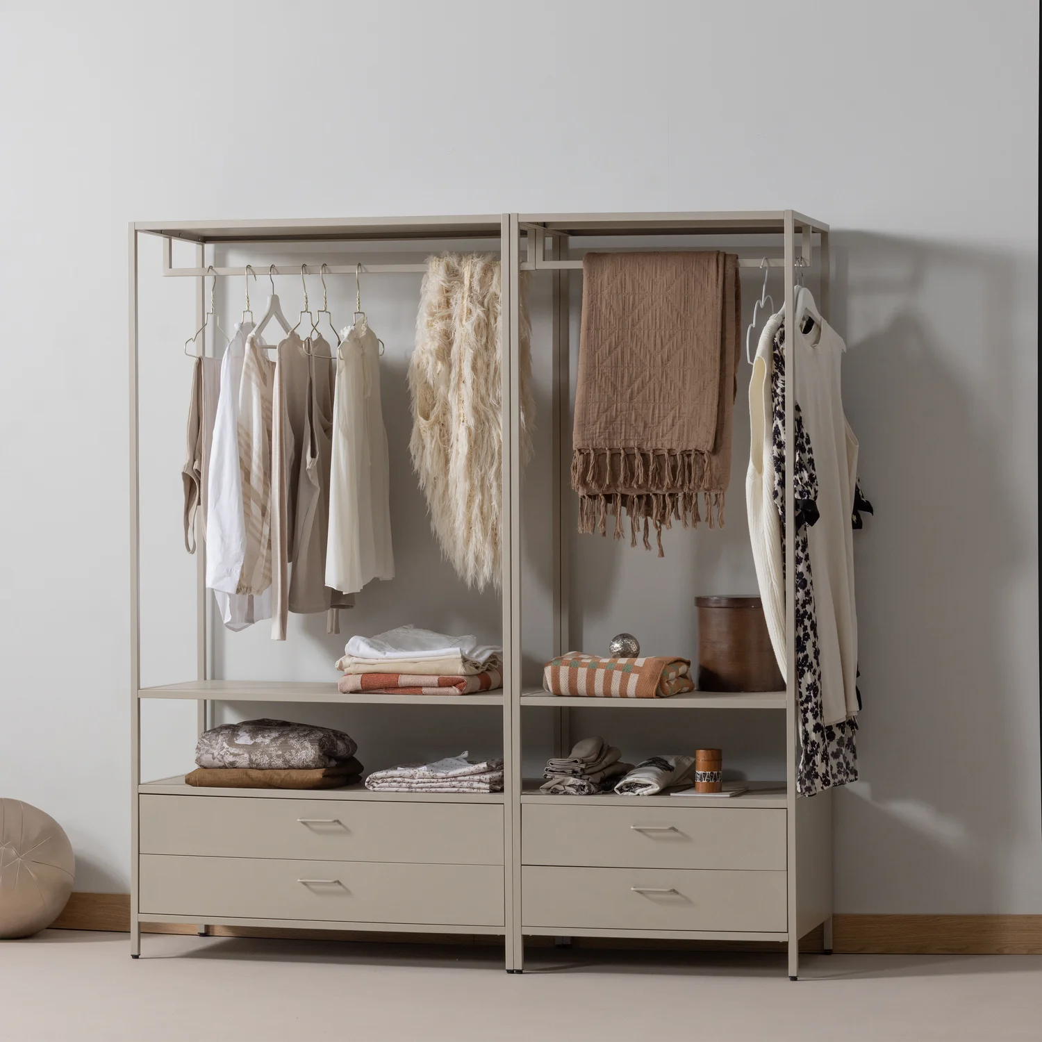 Kleiderschrank Kleiderständer Ferris B 70 cm Metall sandfarben 