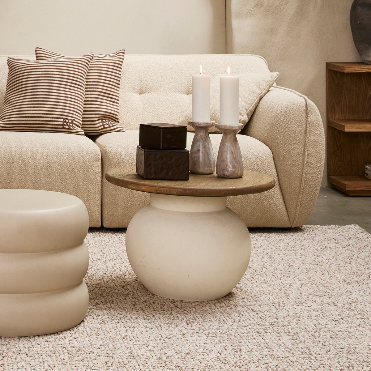 Rivièra Maison Cala Nova Couchtisch Ø 60 cm aus recyceltem Eichenholz