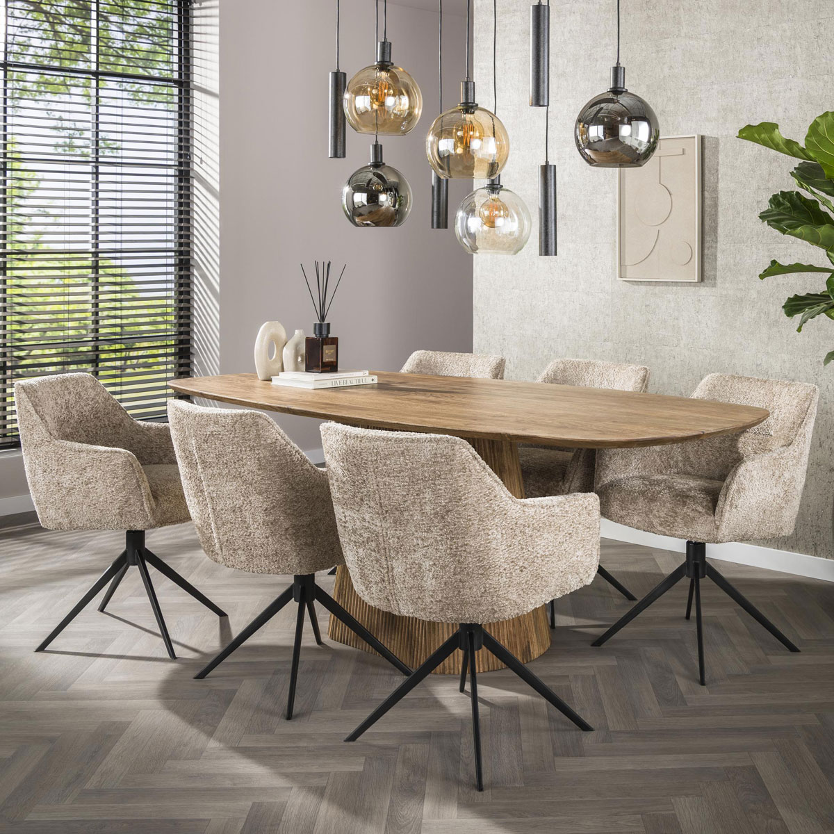 Esszimmerstuhl ARVIC mit Armlehne Stuhl drehbar Teddystoff sand