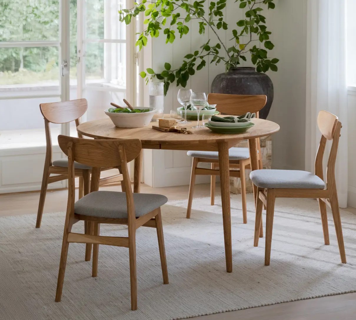 Esstisch NYLOR ausziehbar Eiche massiv natur rund 120 cm