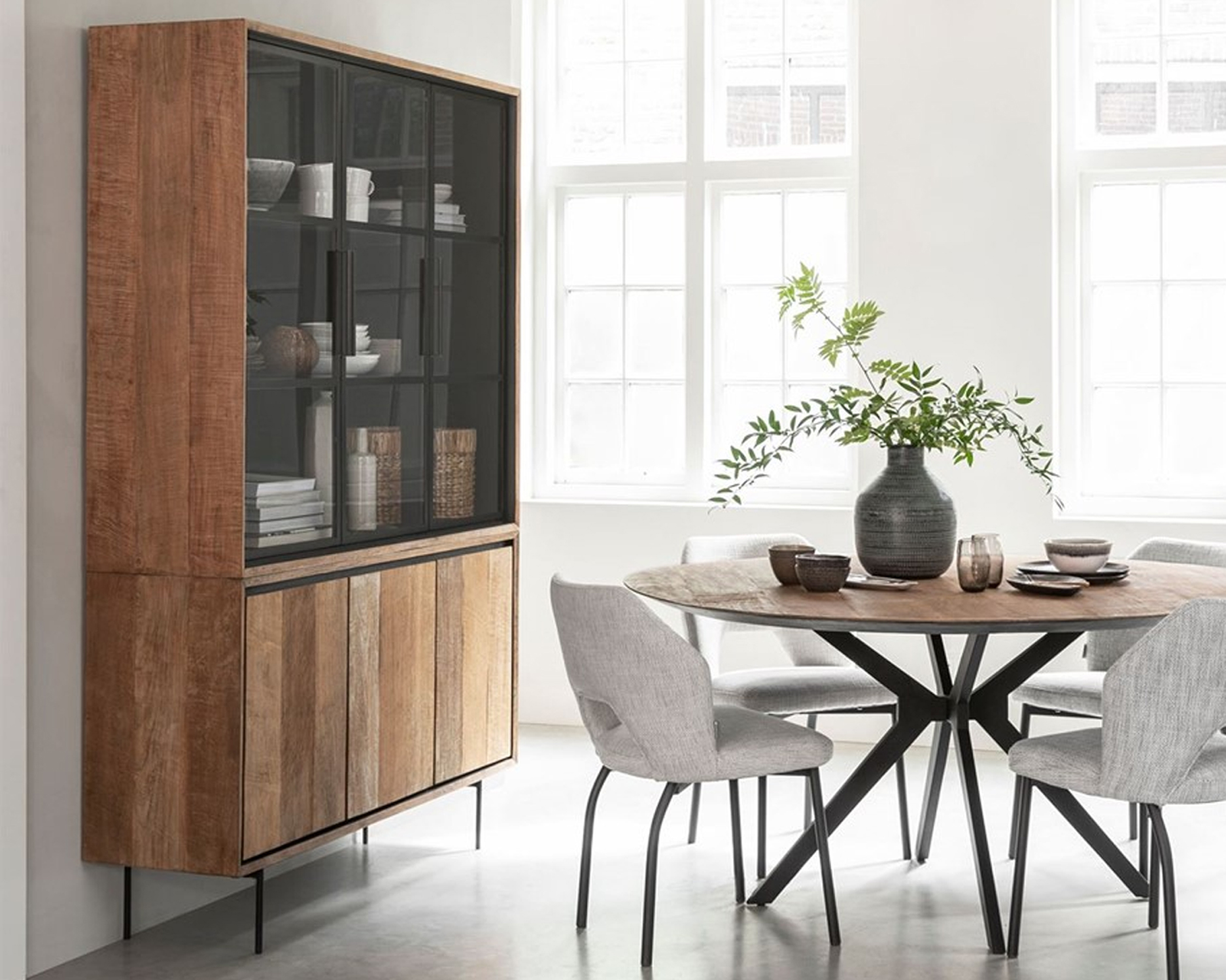 Vitrine Vitrinenschrank Metropole B 140 cm Teakholz