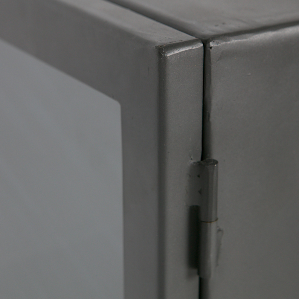 Vitrine auf Rollen BESPOKE Metall mit Glastür Vintage grau