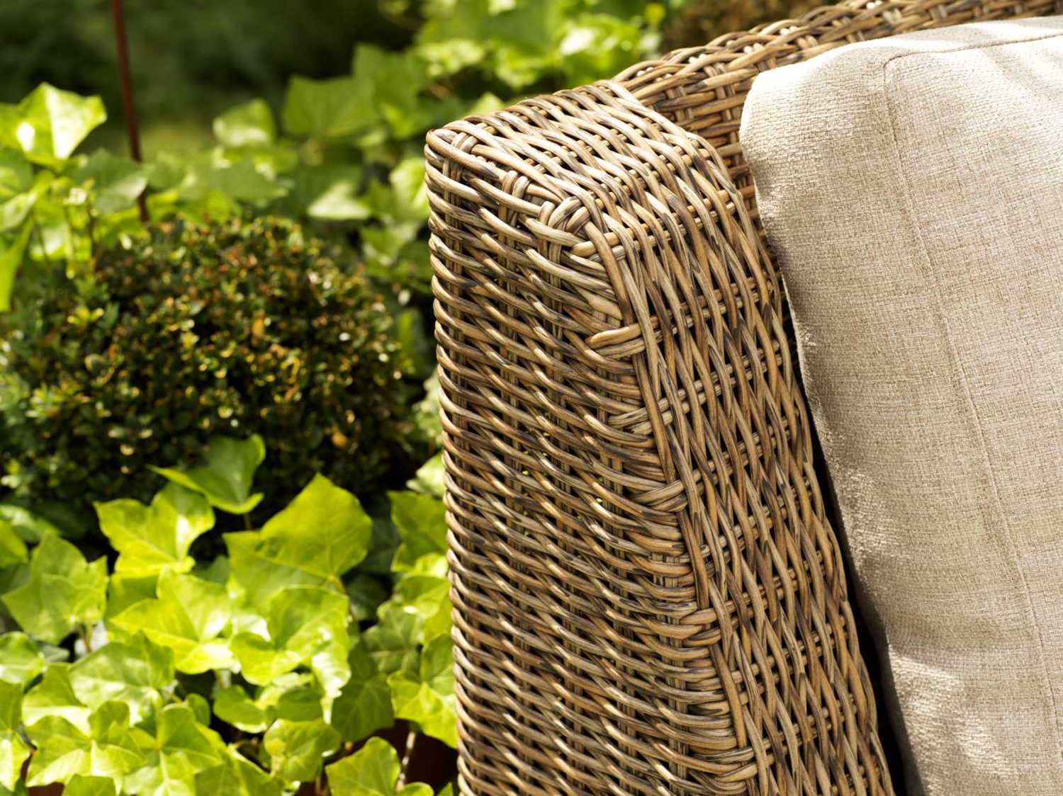 2,5 Sitzer Lounge Garten Sofa Sandkorn Polyrattan