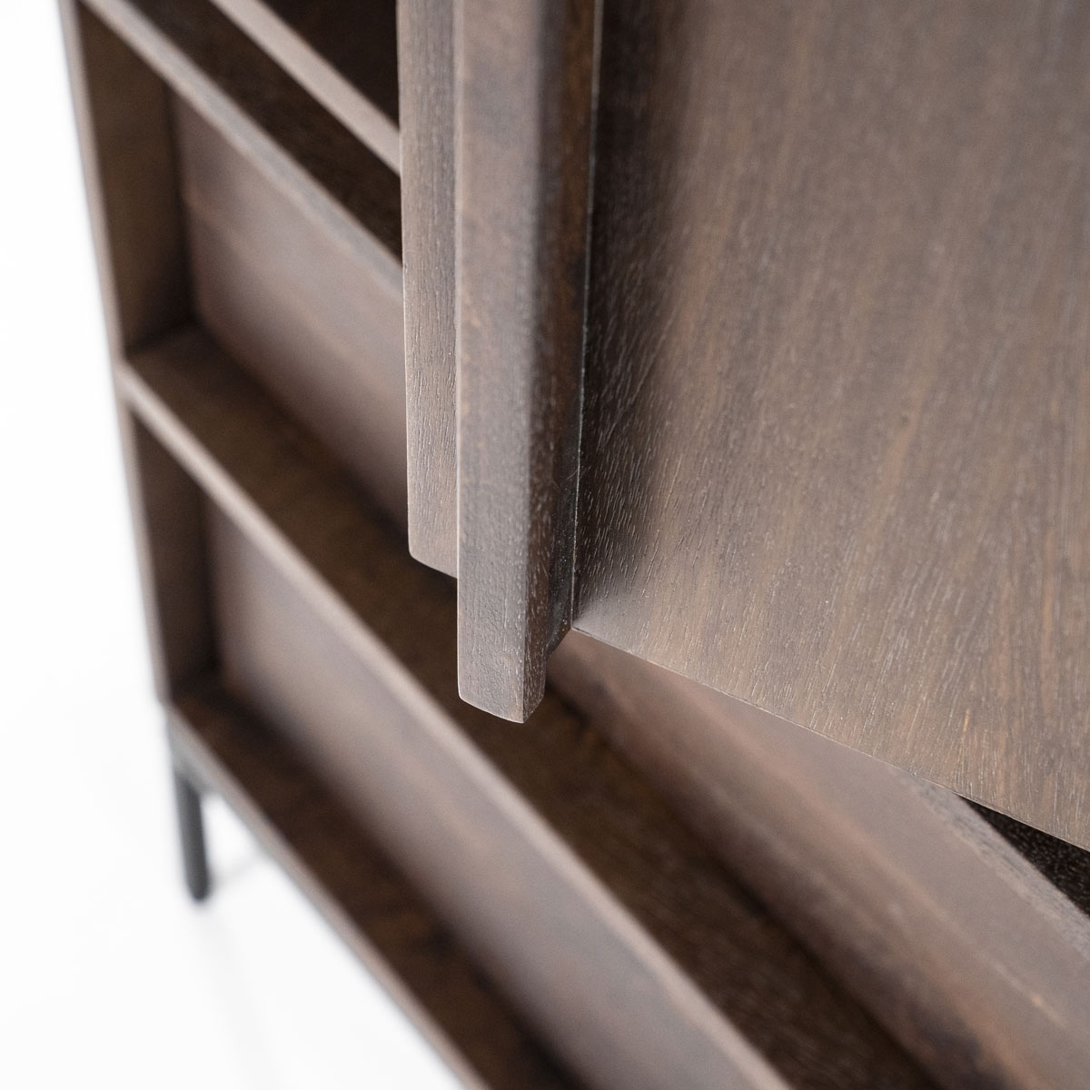Schrank Jimmy 2-türig H 180 cm Mangoholz braun