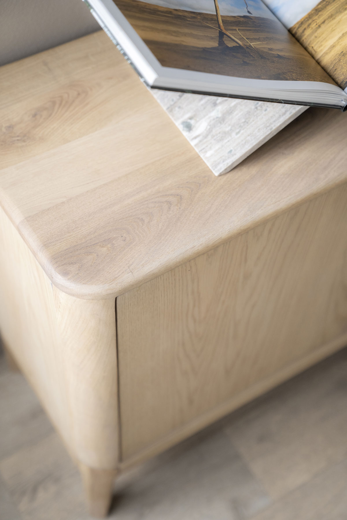 Sideboard Harvey 200 cm mit 4 Türen Eiche natur