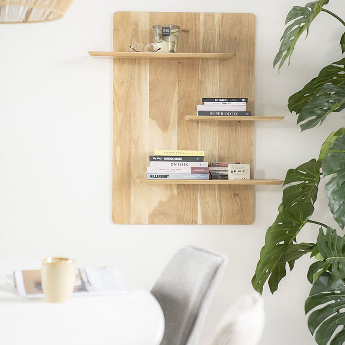 Wandregal Seco mit 3 Regalböden Akazie Massivholz natur