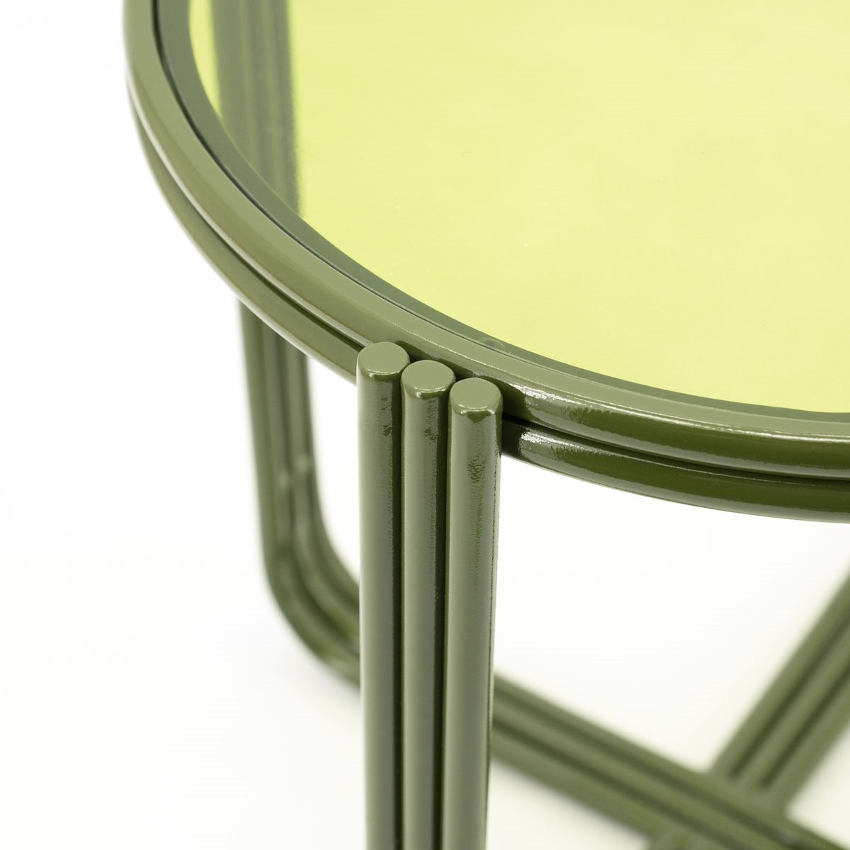 Beistelltisch Groovy Ø 42,5 cm Glas Metall grün Couchtisch