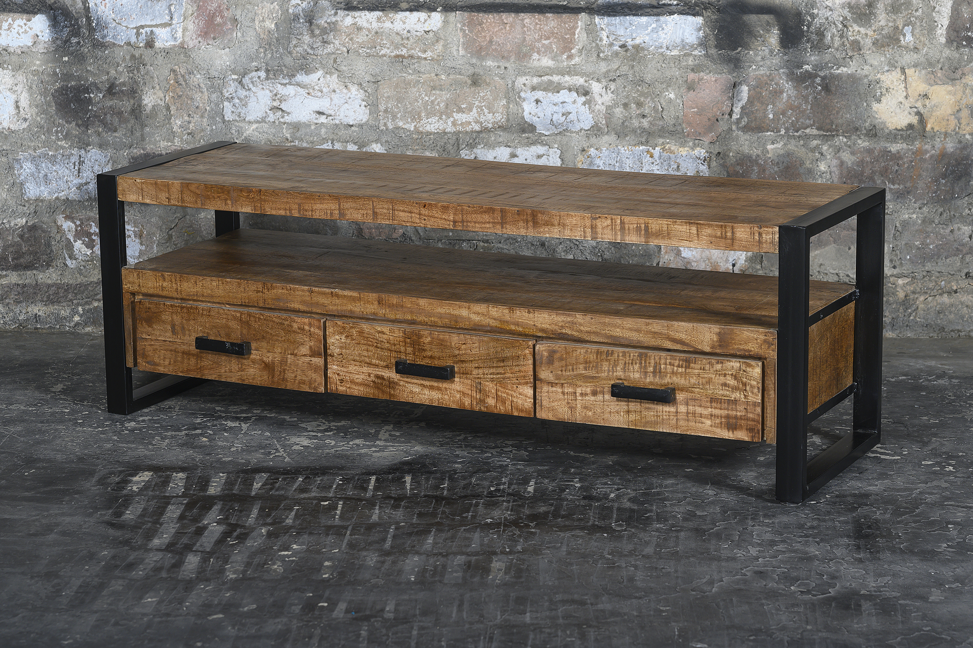 TV Möbel Lowboard Nairobi 150 cm Mangoholz natur  