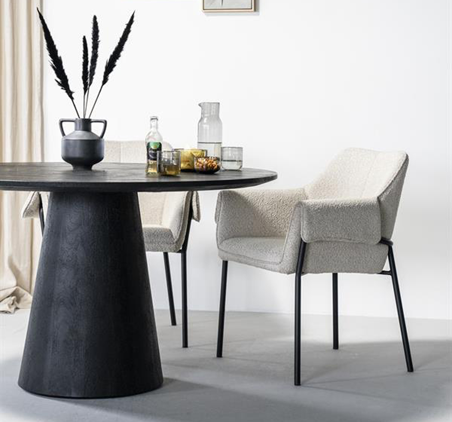 Esstisch Aron rund Ø 130 cm Mango Holz schwarz
