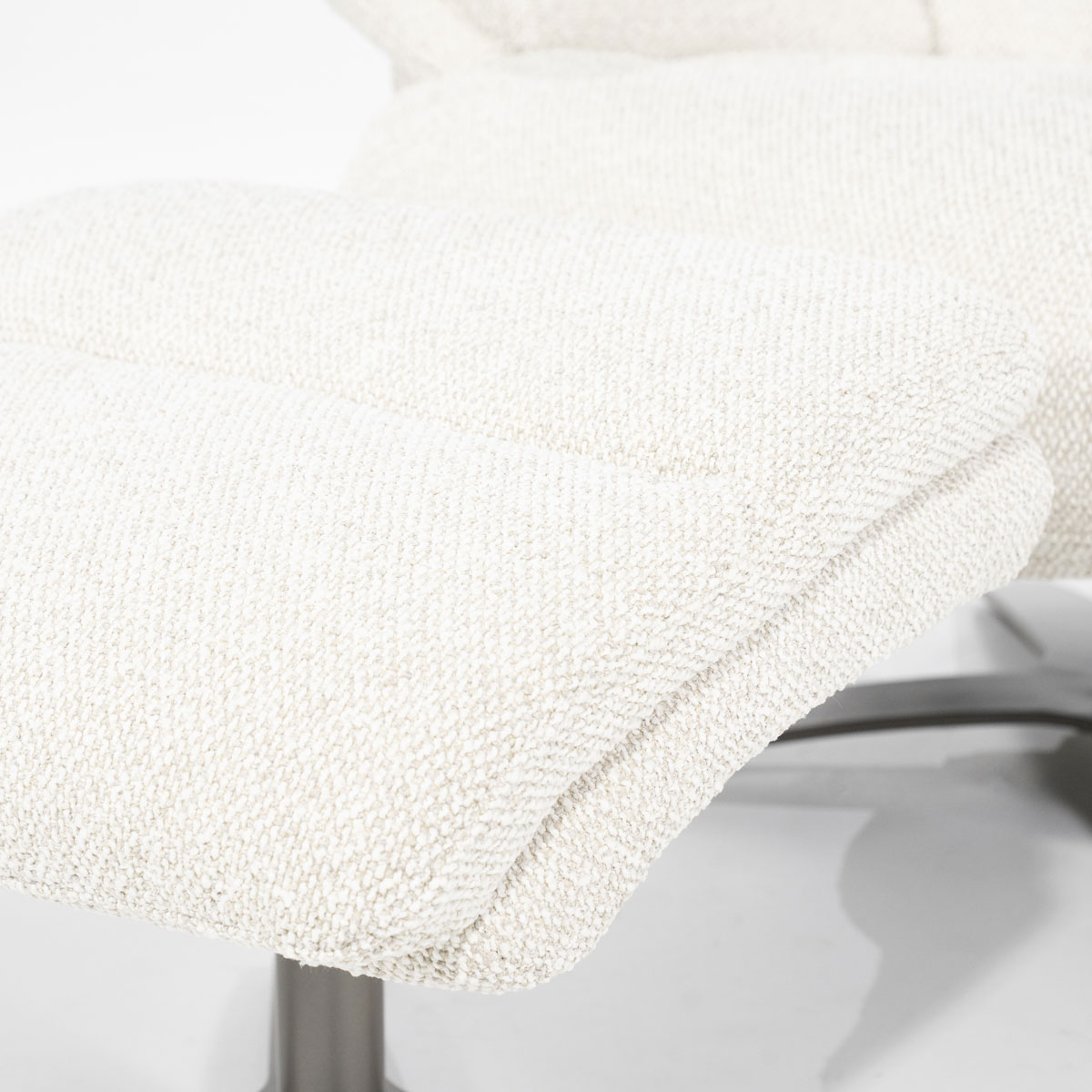 Relaxsessel Caleb elektrisch verstellb. mit Hocker Stoff beige
