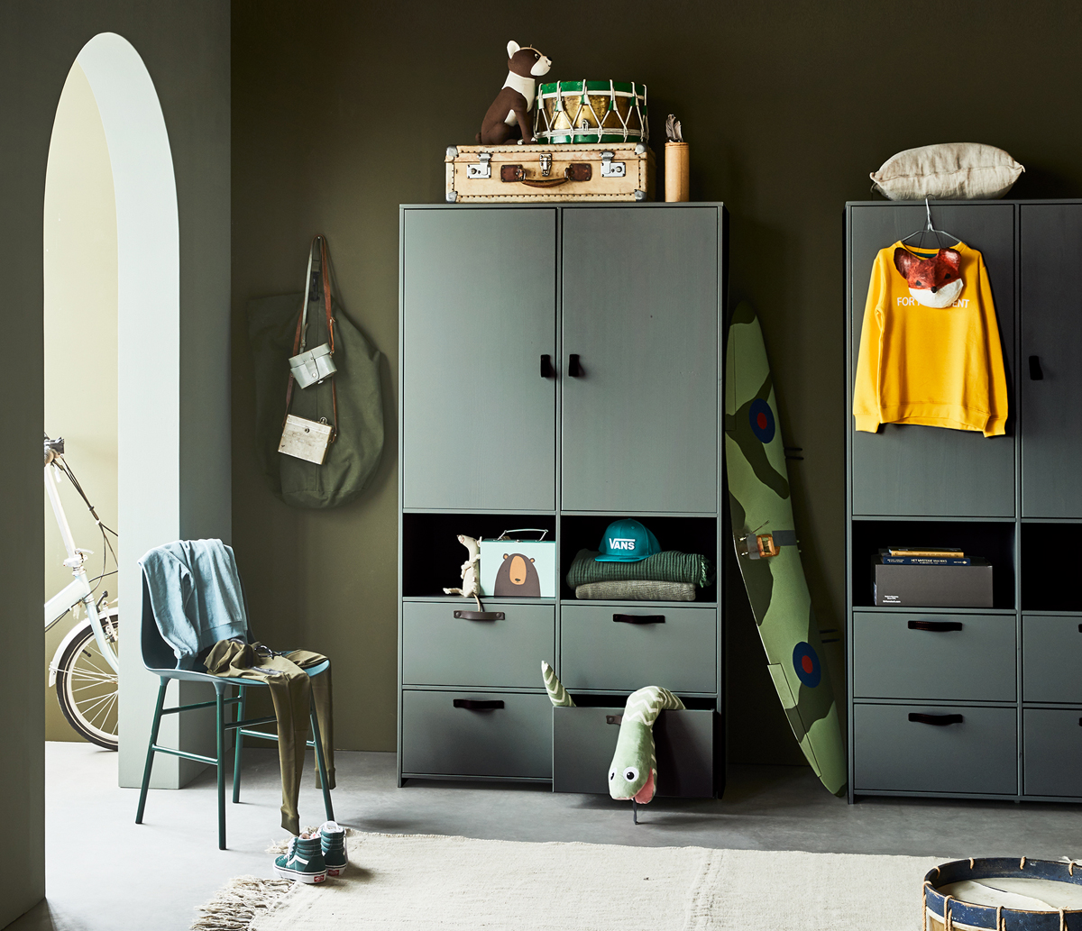 vtwonen Kleiderschrank Stage Kiefer grün Schrank