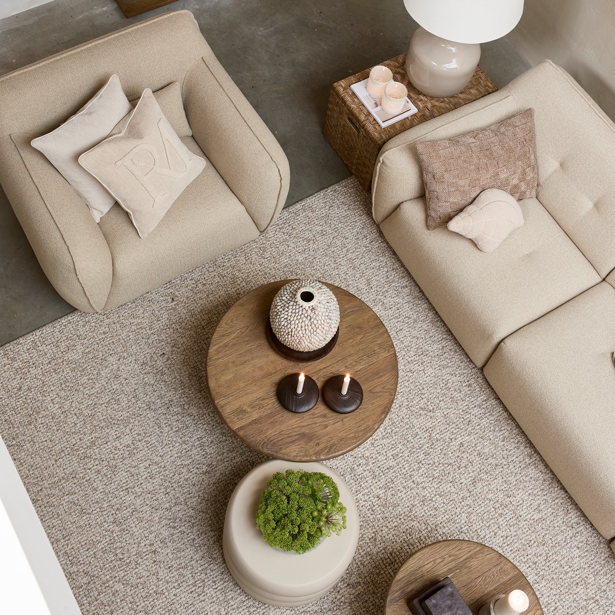 Rivièra Maison Cala Nova Couchtisch Ø 80 cm aus recyceltem Eichenholz 