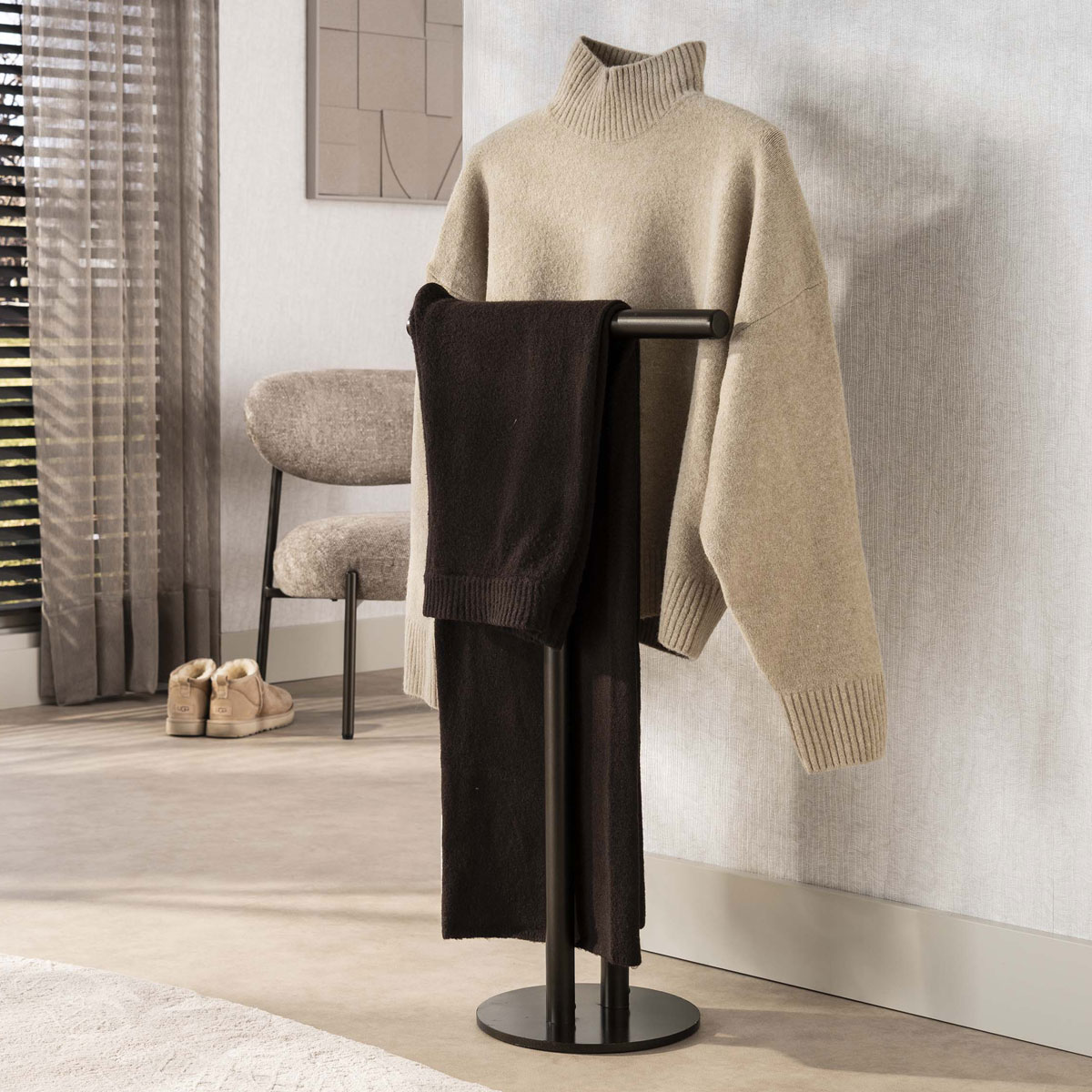 Kleiderständer LIENO H 106 cm Metall bronzefarben Herrendiener