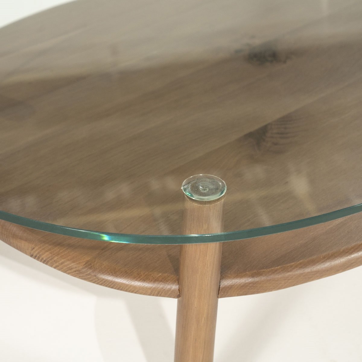 Couchtisch Cleo oval 101,5 x 73 cm mit Glasplatte Eiche Massivholz dunkel