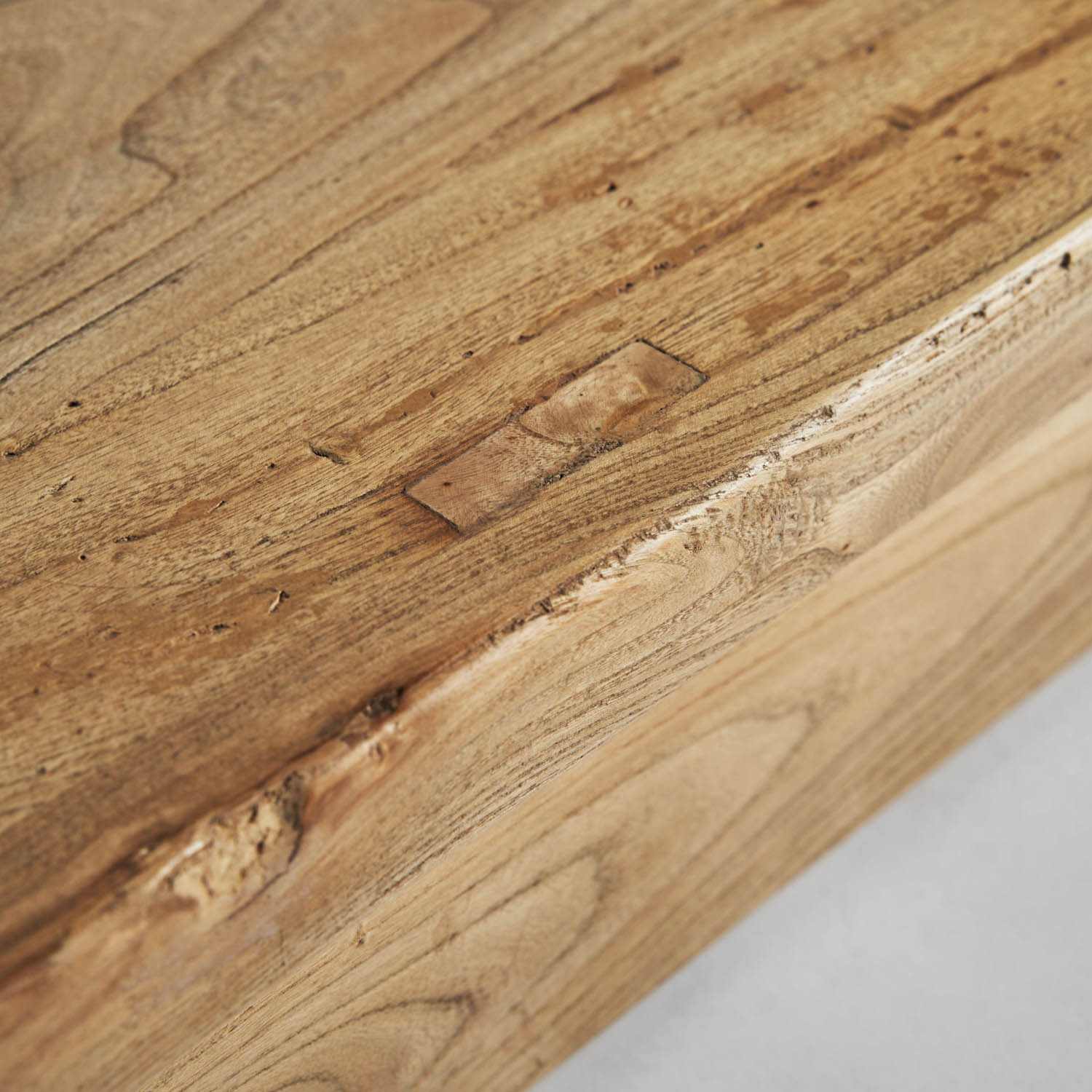 VICAL Esstisch BERCA ausziehbar 180 cm bis 240 cm recyceltes Ulmenholz