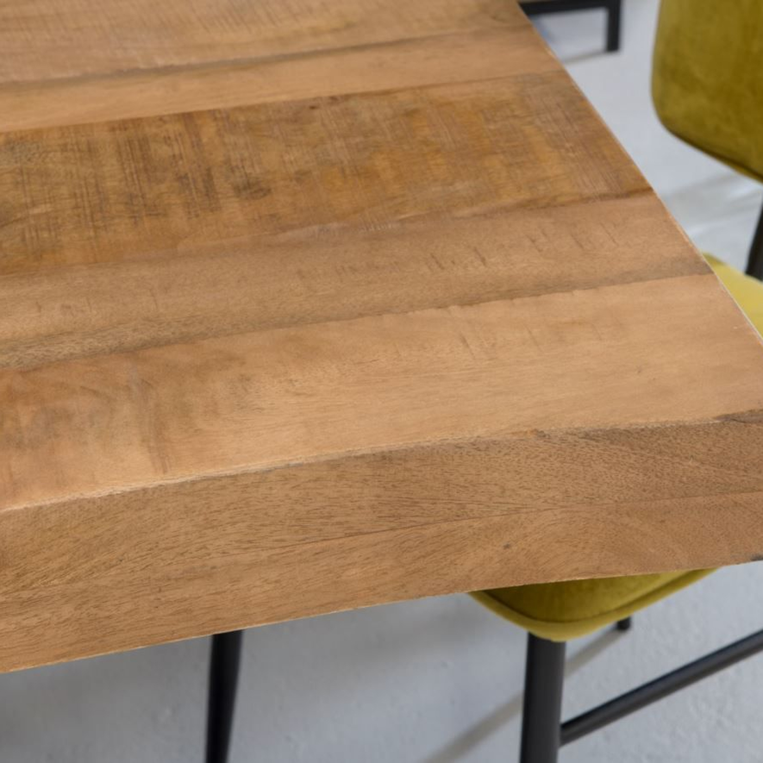 Esstisch Spider 220 x 100 cm Mangoholz Baumstamm