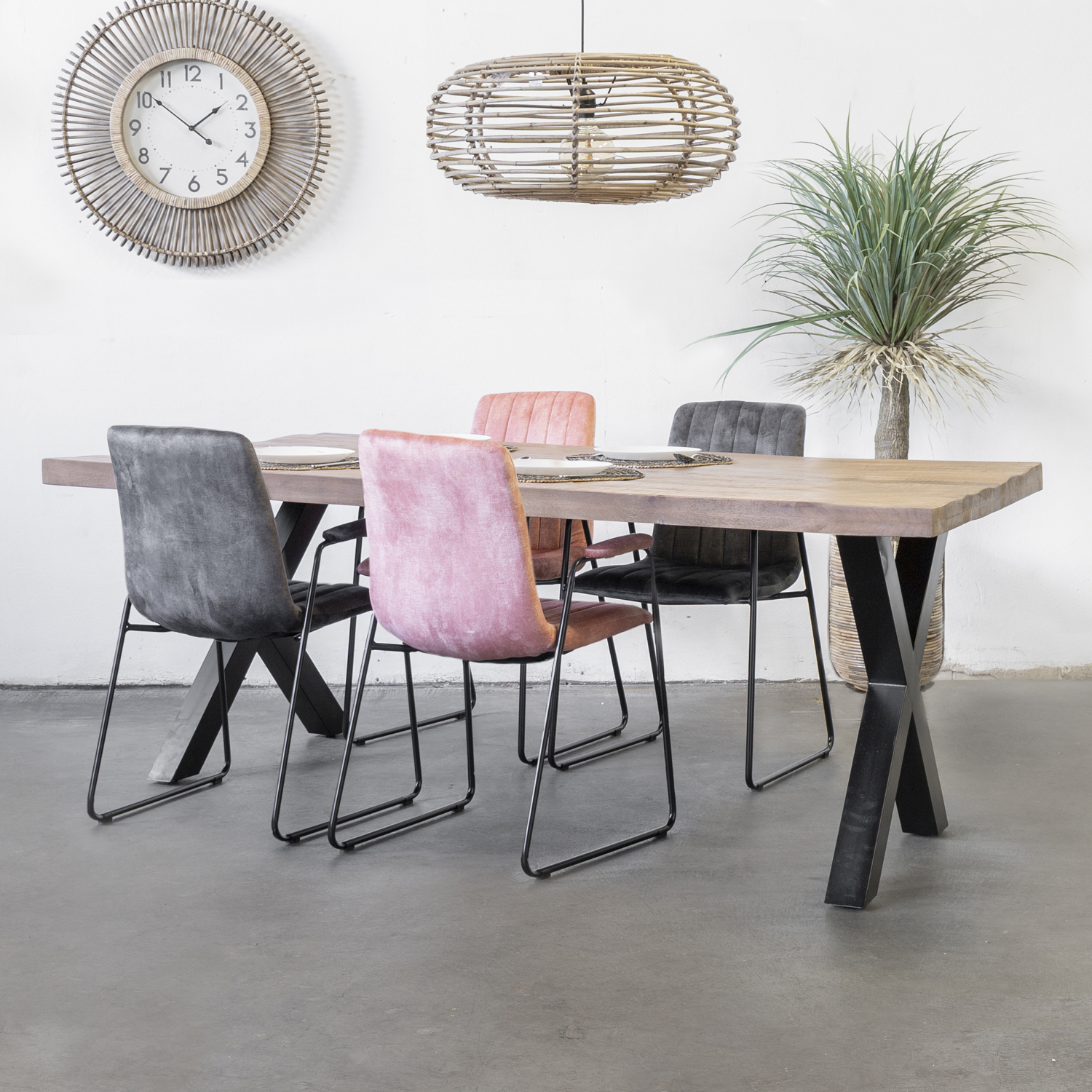 Esstisch Duro 160 x 90 cm Mango Massivholz