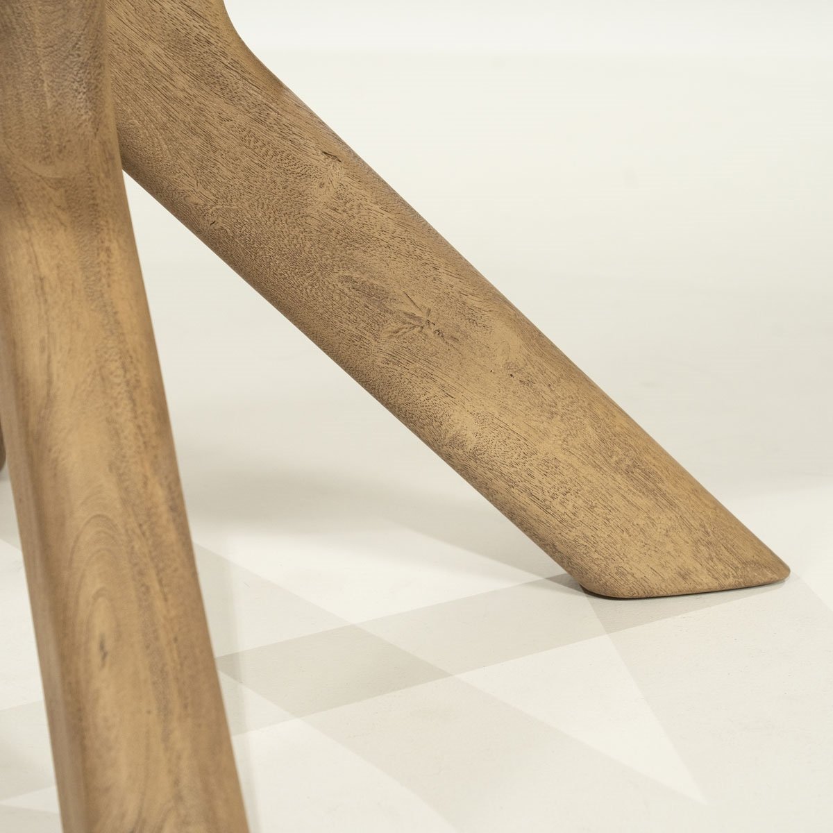 Esstisch Tycho rund 150 cm Mango Massivholz brauntöne