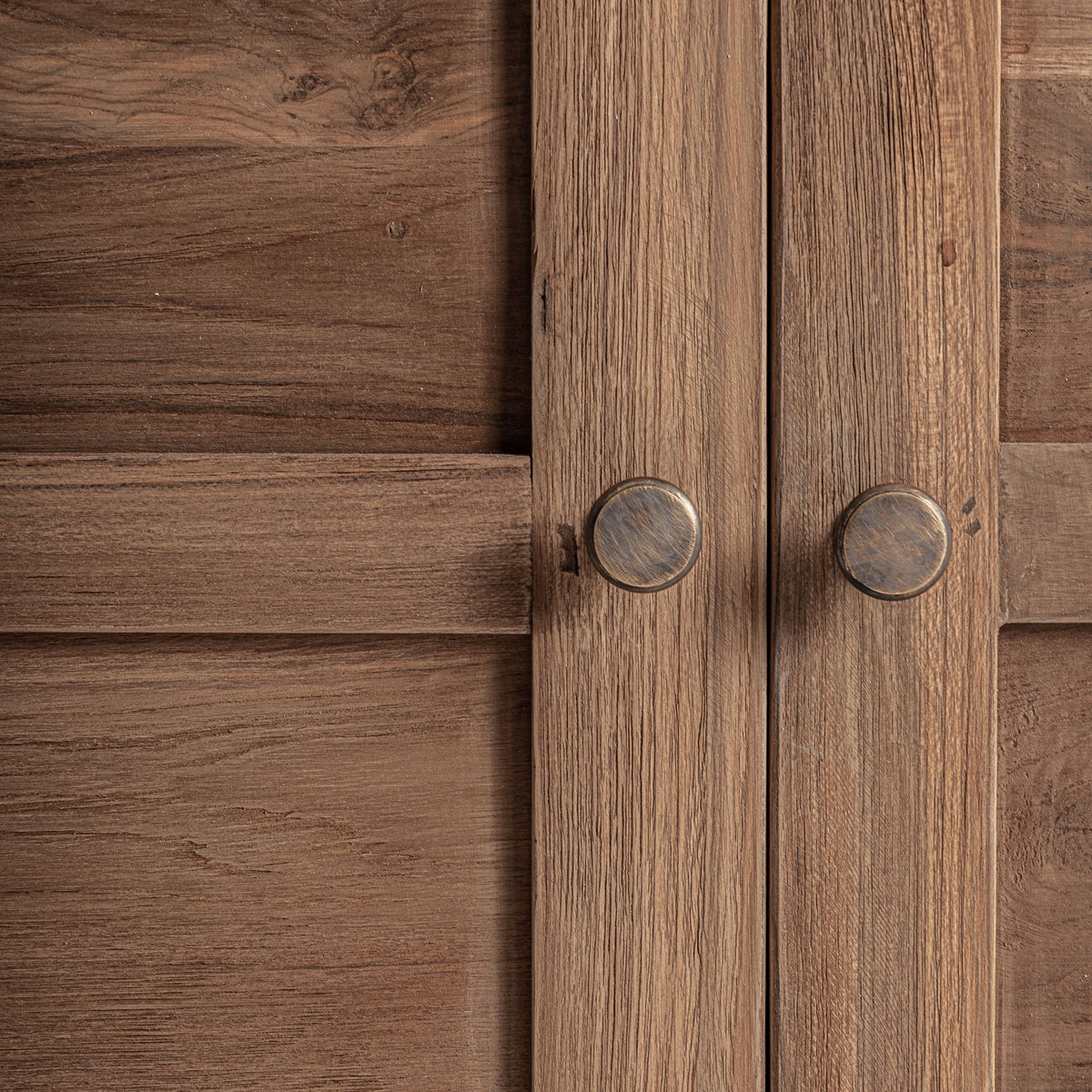 Vitrinenschrank HELMOND H 226 cm Altholz rustikal Vitrine Schrank