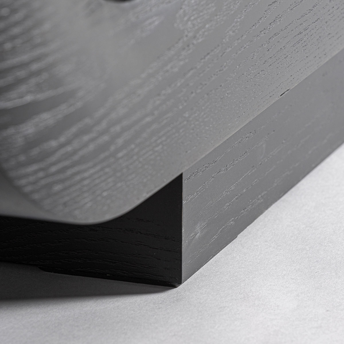 TV Möbel CHAMONIX 200 cm Eichenholz schwarz Kommode Lowboard