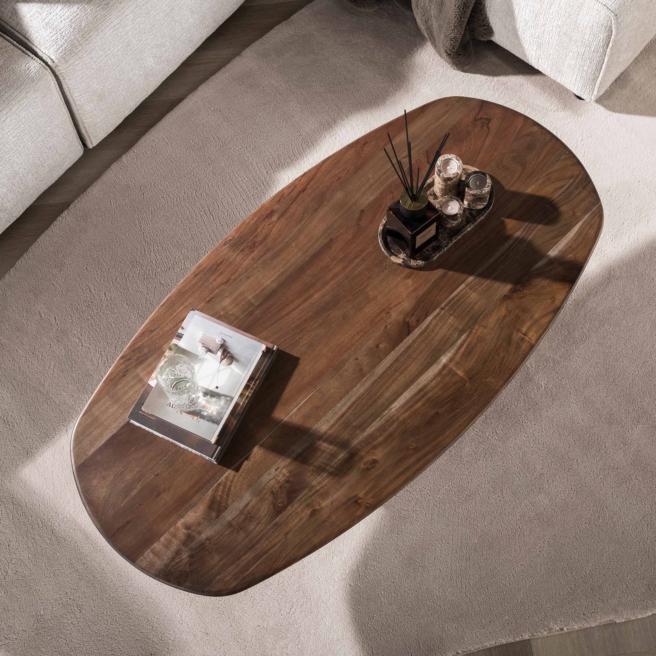 Couchtisch SANO oval massiv Akazie braun