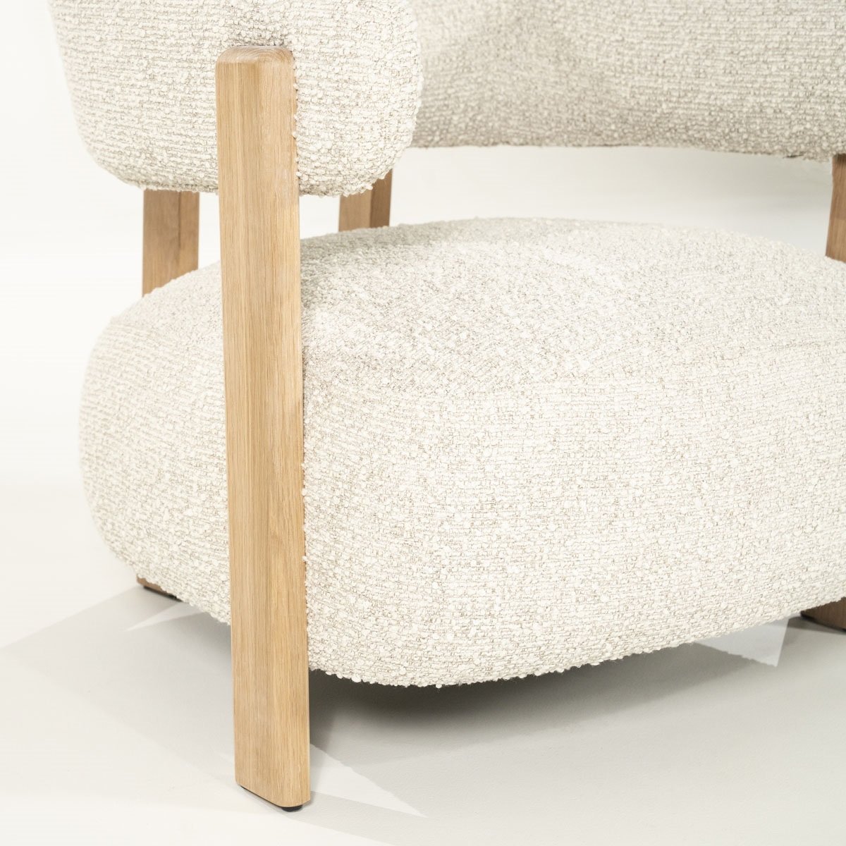 Sessel Lola Eichenholz Stoff beige Hush Relaxsessel Fernsehsessel