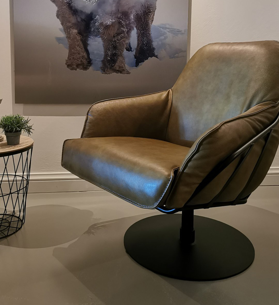 Exclusiver Sessel Jurgen drehbar CONCRETE Leder Ledersessel