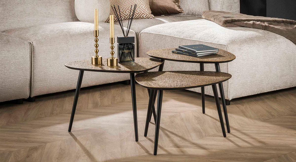 3er Set Couchtisch dreieckig Metall antikbronze
