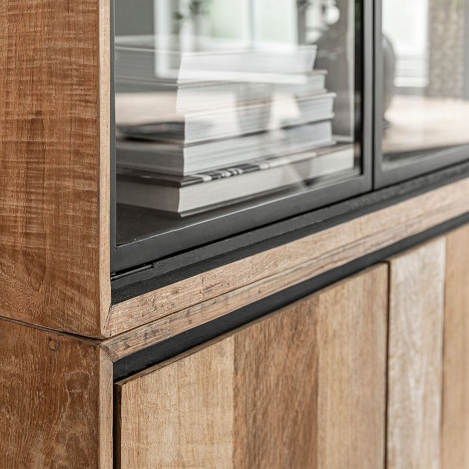 Vitrine Metropole B 180 cm Metall Teakholz