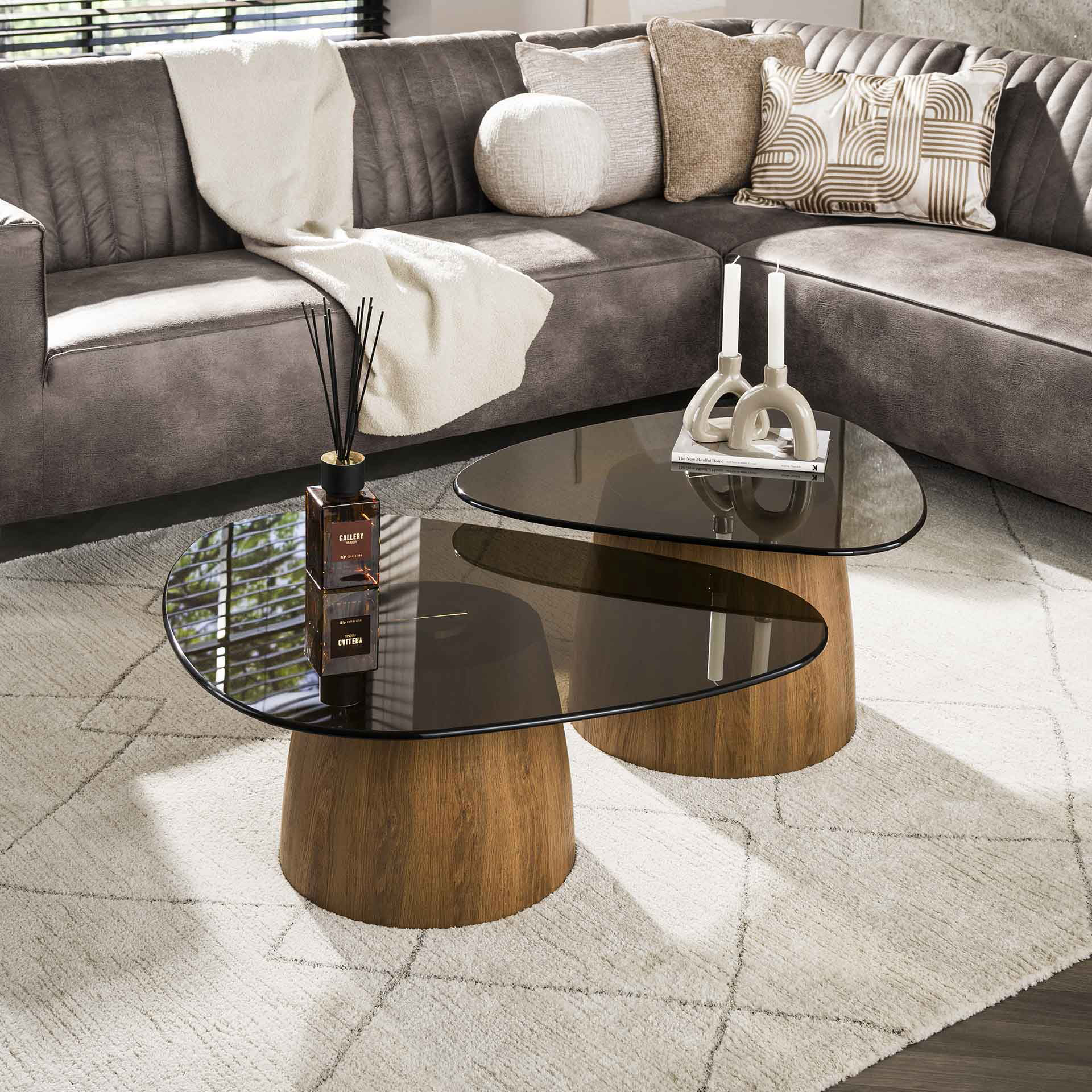 2er Set Couchtisch SAMOS dreieckig Eichenholzoptik Bronzeglas Tischset