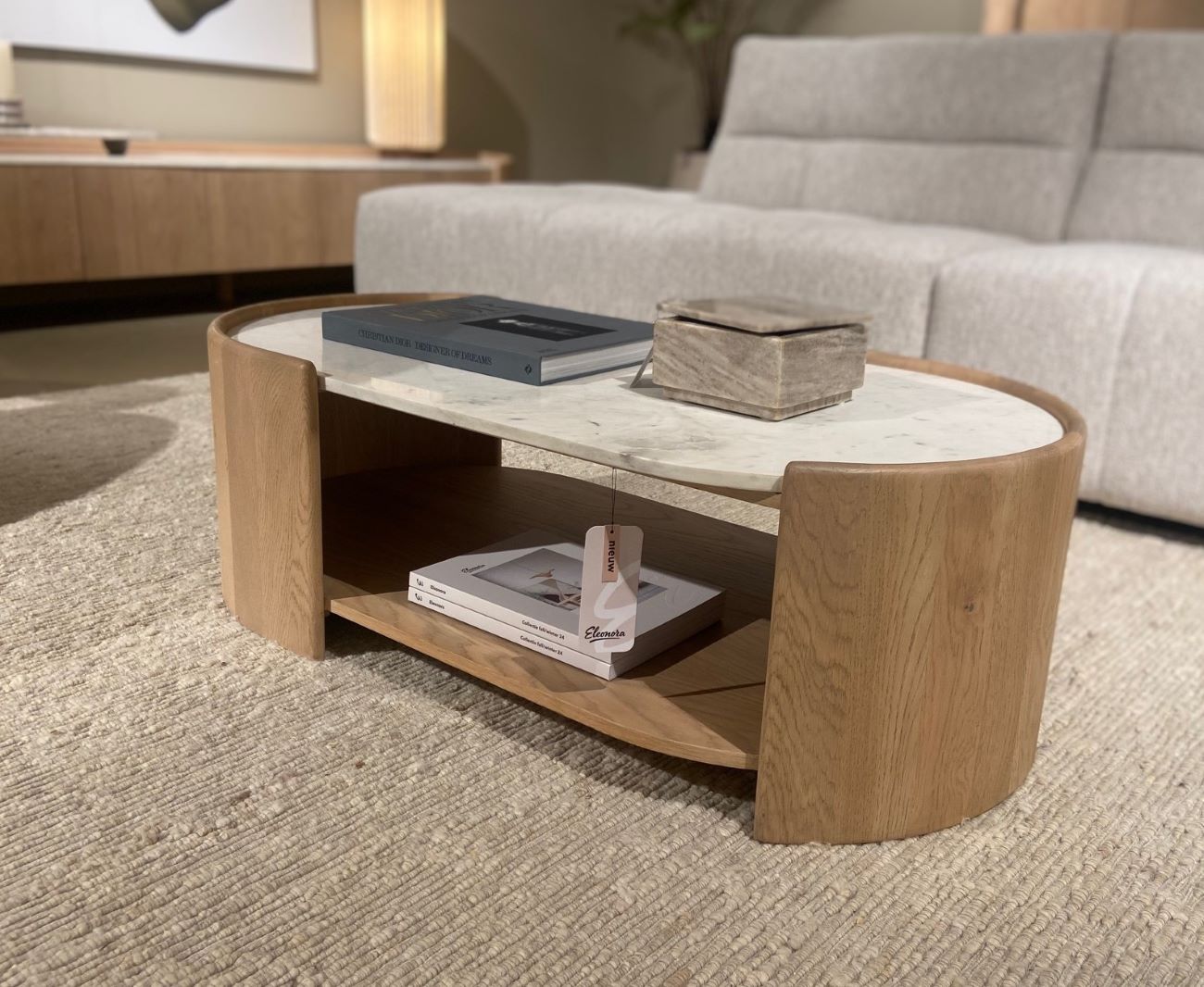Couchtisch oval aus Eiche & Marmor
