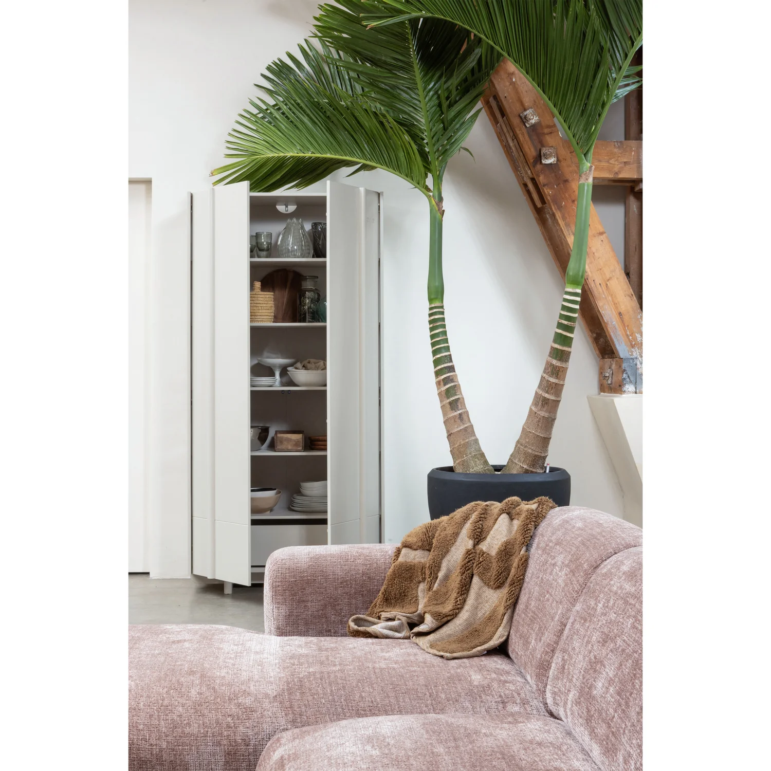 Schrank Aufbewahrungsschrank BASU H 210 cm 2-türig Kiefer Massivholz staubgrau