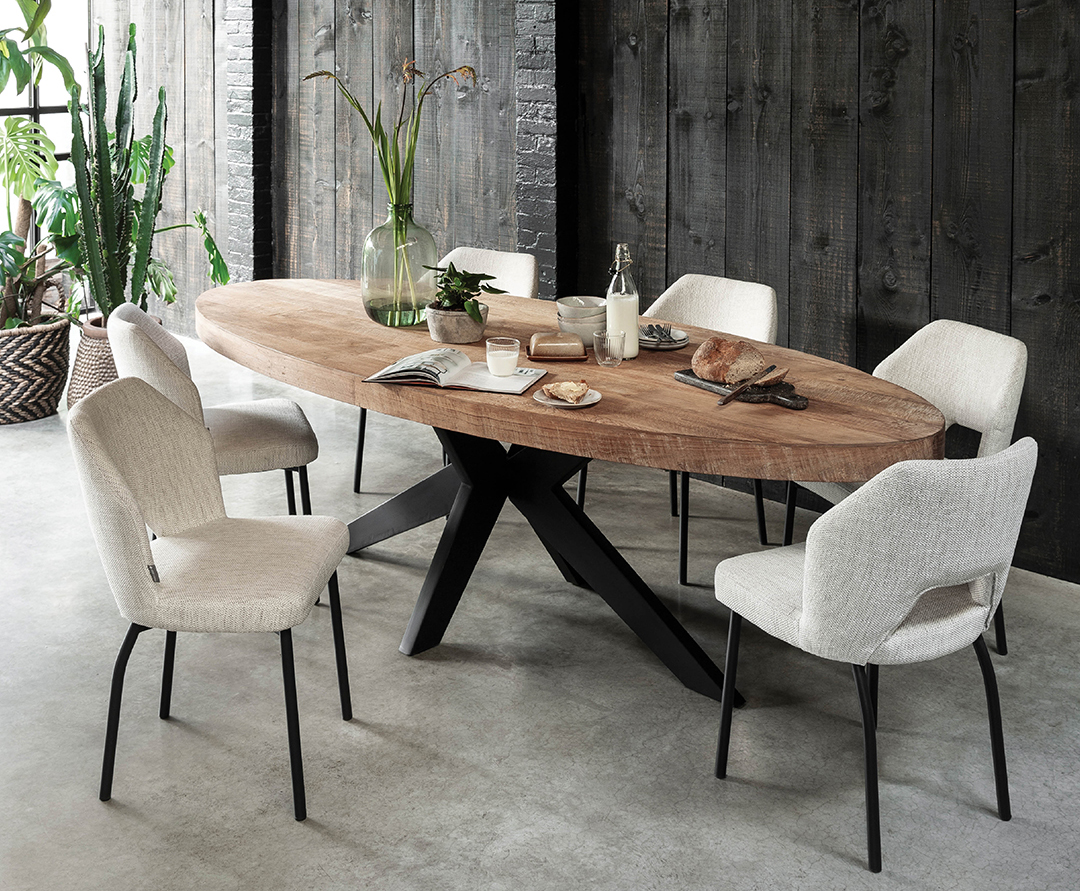 Esstisch MASTERPIECE oval 260 x 110 cm  recyceltes Teakholz massiv