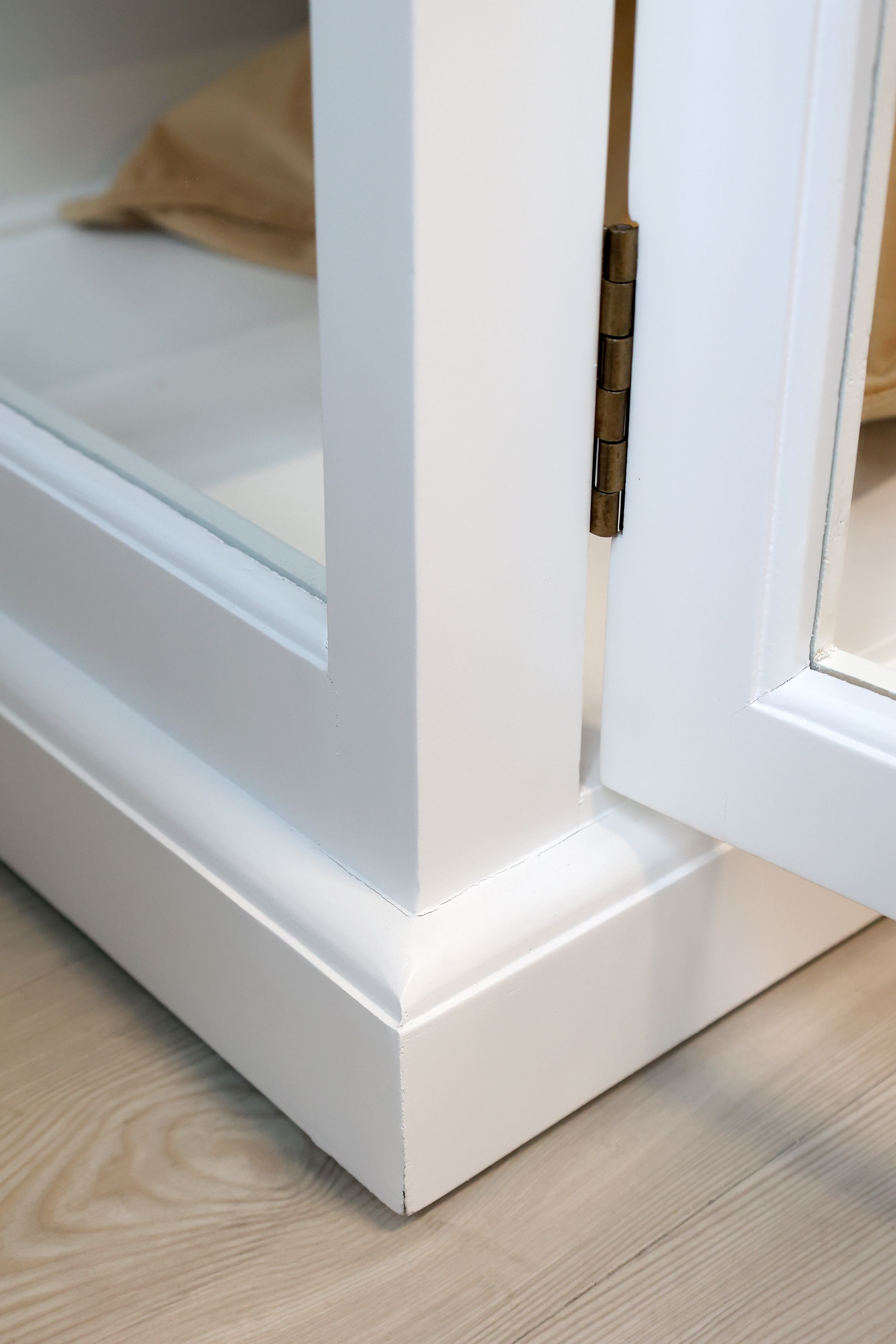 Vitrine Marseille Glasvitrine weiss