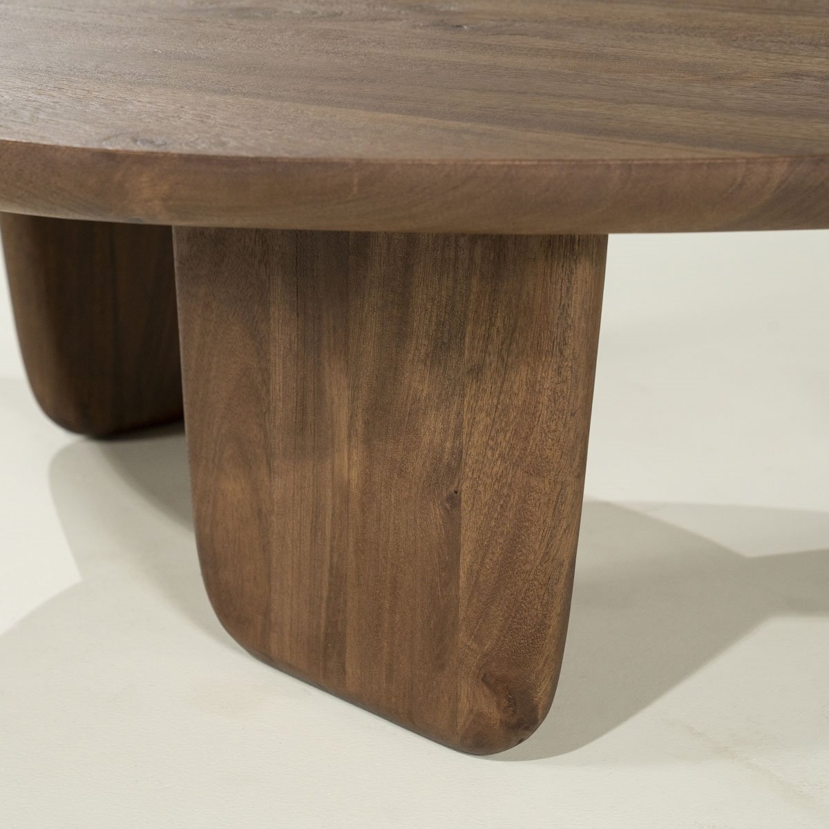 Couchtisch Maud groß 100 x 85 cm Mangoholz Sofatisch Beistelltisch