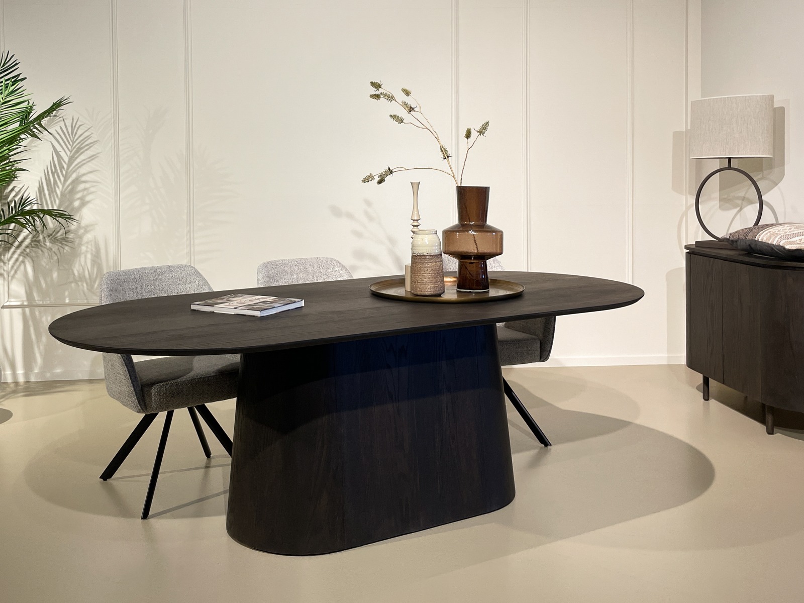 Esstisch Novero 200 x 110 cm Eiche Furnier braun