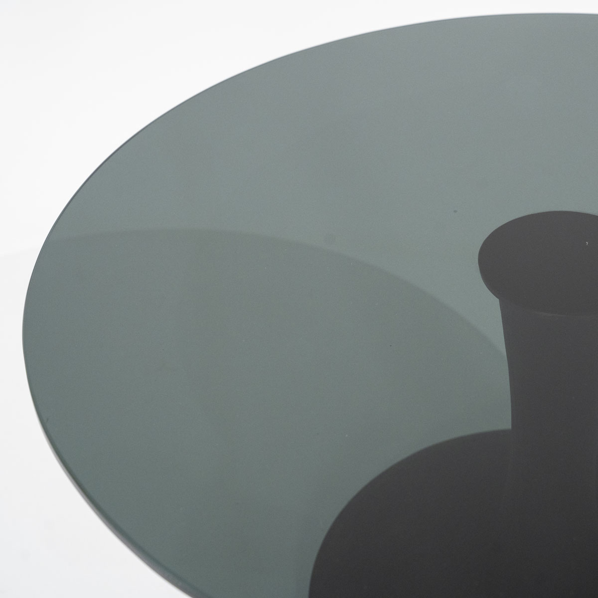 Esstisch BOOGIE rund Ø 130 cm mit Glasplatte schwarz