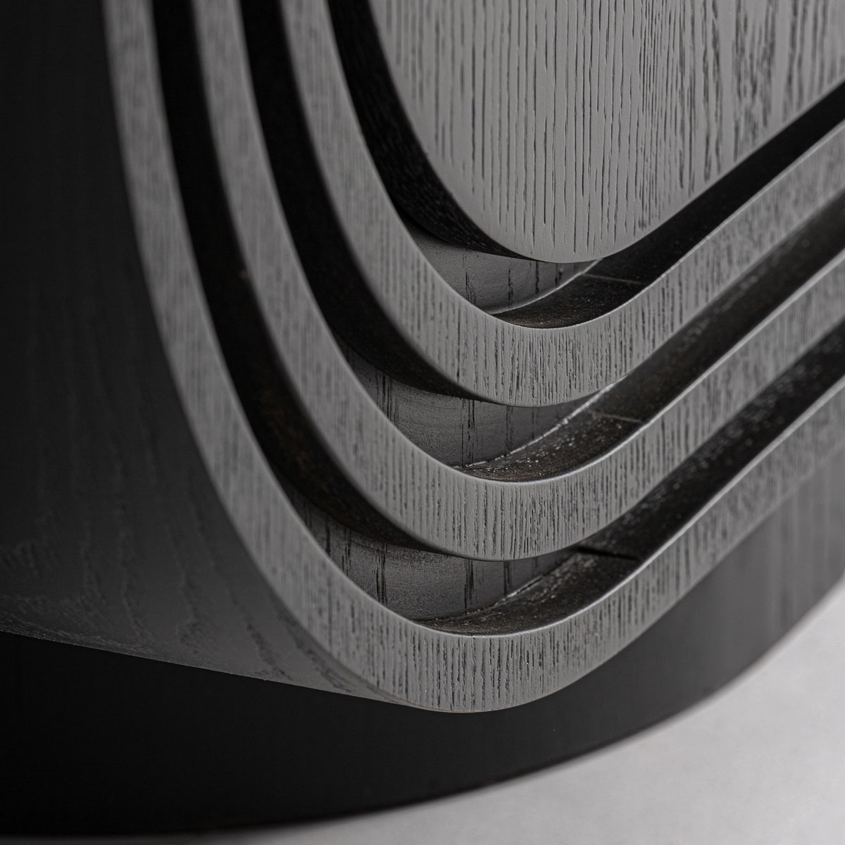 Schrank RIZE H 148 cm Eichenholz schwarz Highboard