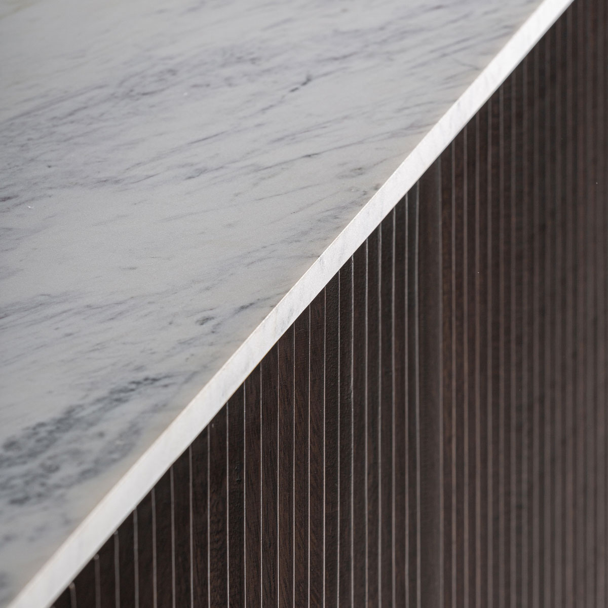 Sideboard KALEH 200 cm Mangoholz Marmor  