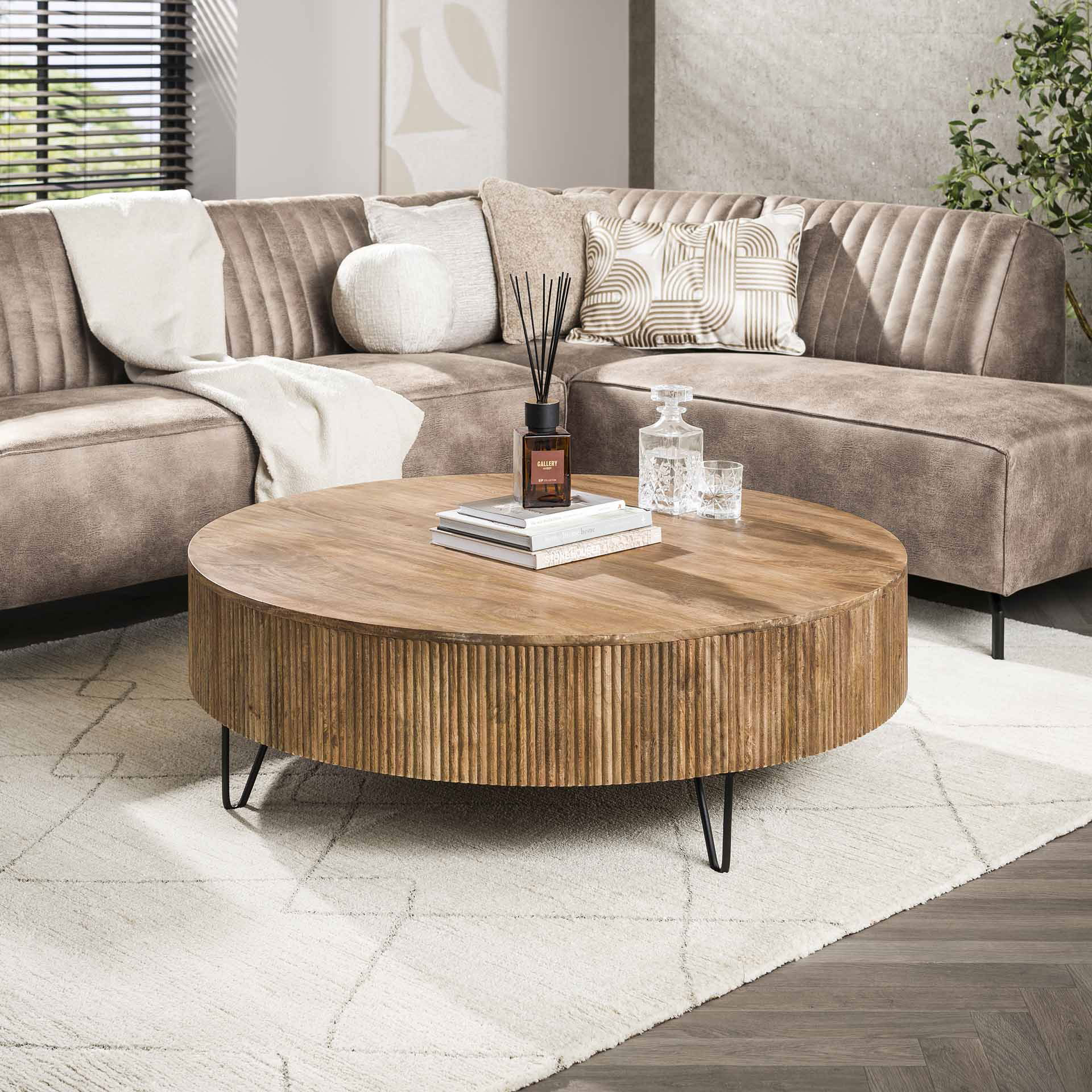 Couchtisch SWELL Ø 120 cm Mangoholz