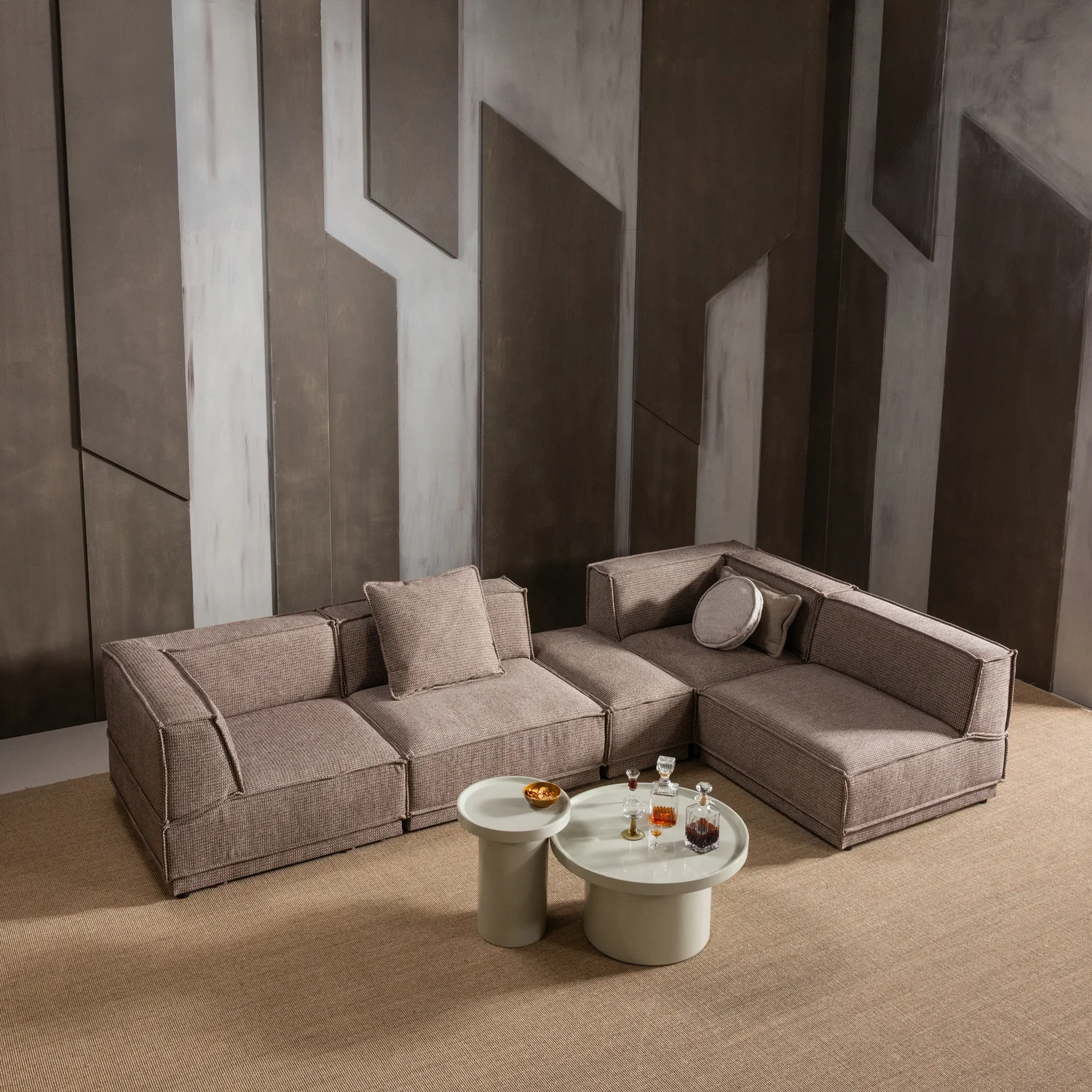 Beistelltisch VELUNA Ø 40 cm MDF hochglanz sandfarben