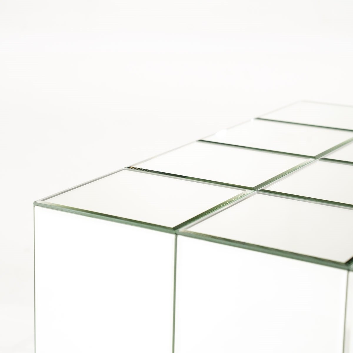 Couchtisch FlectronI 60 x 60 cm Spiegelglas Massivholz Beistelltisch