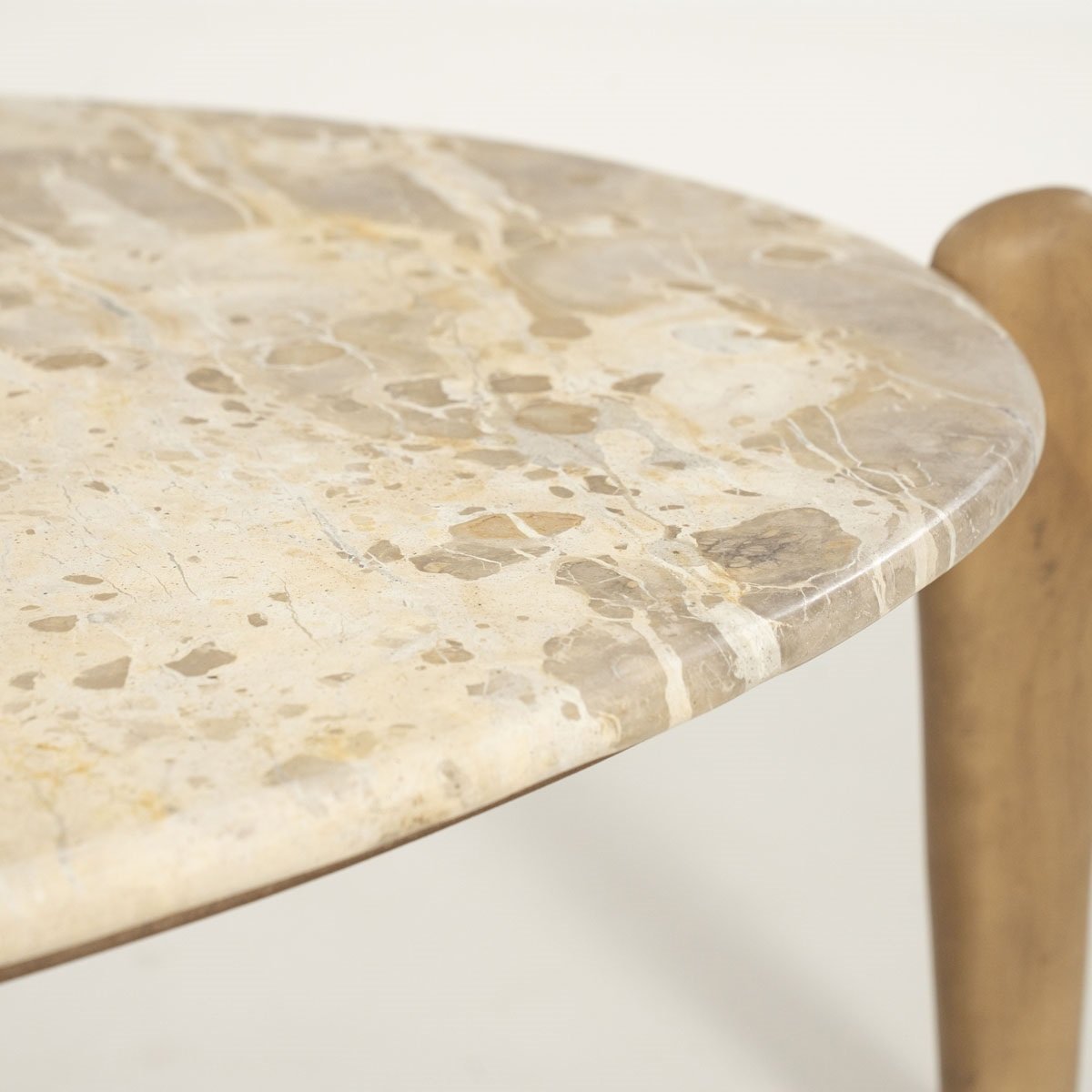 Couchtisch Marnish groß Mangoholz Marmor