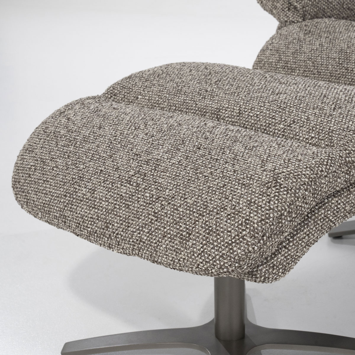 Relaxsessel Caleb elektrisch verstellb. mit Hocker Stoff taupe