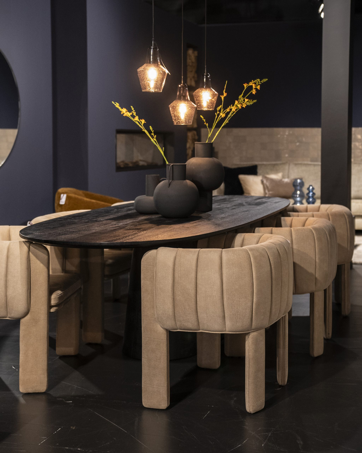 Esstisch Aron 300 x 110 cm oval Mango Holz schwarz