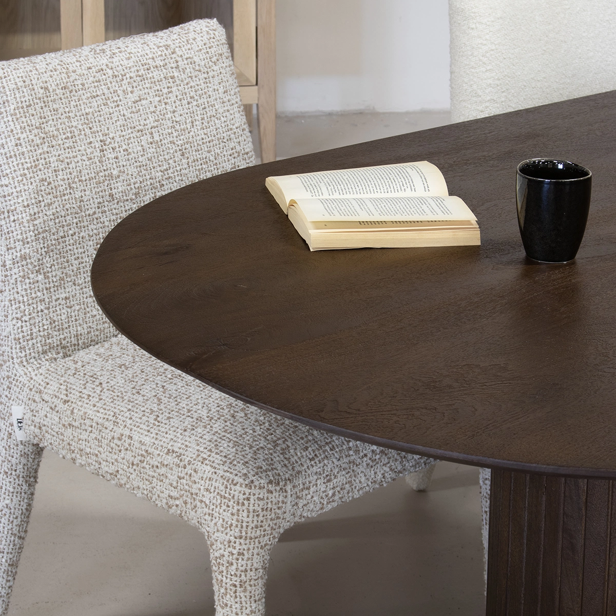 Esstisch ANNA 240 x 100 cm oval Mango Holz dunkelbraun