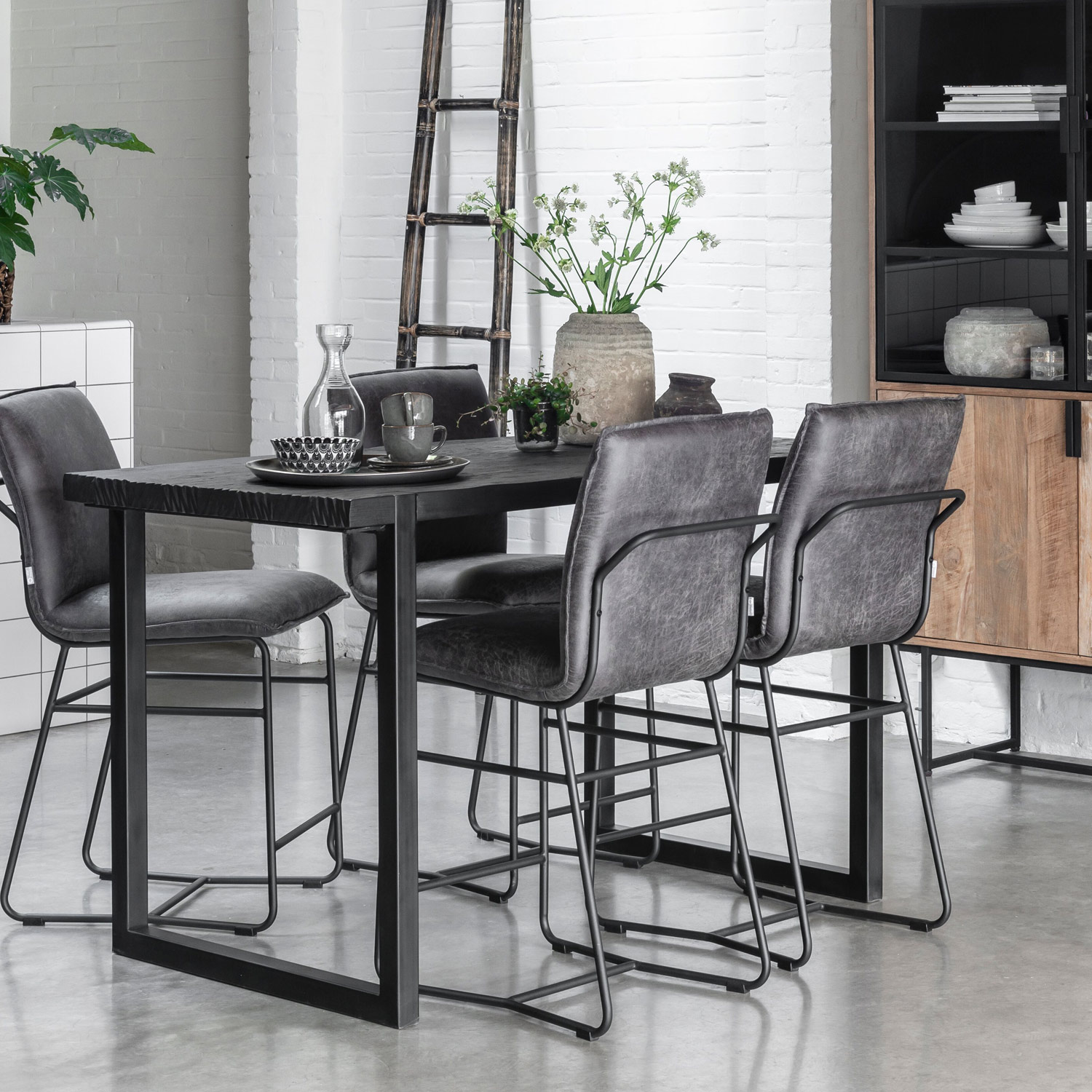 DTP Home Bartisch Beam H 90 cm Teak Holz schwarz